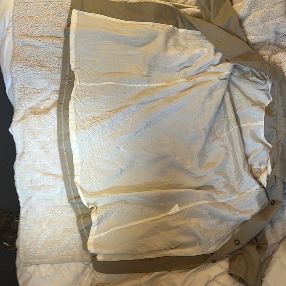 Brown trench-coat - Picture 2 of 4